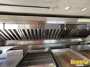 2002 Utilimaster Kitchen Food Truck All-purpose Food Truck Chargrill South Carolina Gas Engine for Sale