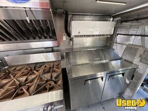 2002 Utilimaster Kitchen Food Truck All-purpose Food Truck Fryer South Carolina Gas Engine for Sale