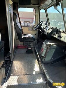 2002 Van Stepvan 8 Arizona Diesel Engine for Sale