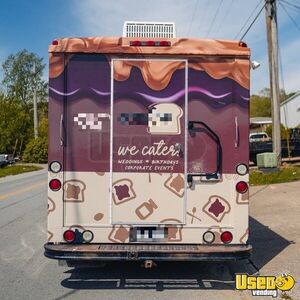 2002 W42 All-purpose Food Truck All-purpose Food Truck Concession Window Tennessee Gas Engine for Sale