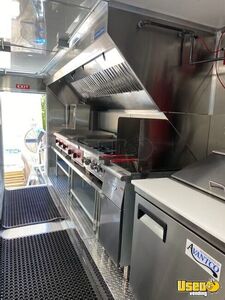 2002 W42 Step Van Kitchen Food Truck All-purpose Food Truck Floor Drains California Gas Engine for Sale