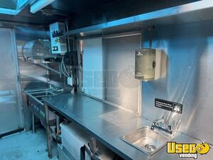 2002 Workhorse All-purpose Food Truck 46 New Jersey Diesel Engine for Sale