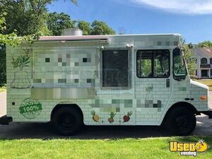 2002 Workhorse All-purpose Food Truck Connecticut Diesel Engine for Sale