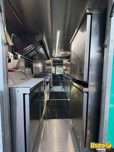 2002 Workhorse All-purpose Food Truck Diamond Plated Aluminum Flooring Florida Diesel Engine for Sale