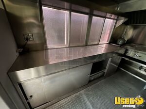 2002 Workhorse All-purpose Food Truck Diamond Plated Aluminum Flooring Texas Diesel Engine for Sale