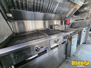 2002 Workhorse All-purpose Food Truck Diamond Plated Aluminum Flooring Virginia Diesel Engine for Sale