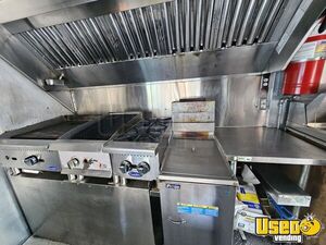 2002 Workhorse All-purpose Food Truck Exterior Customer Counter Virginia Diesel Engine for Sale
