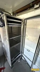 2002 Workhorse All-purpose Food Truck Hand-washing Sink Texas Diesel Engine for Sale