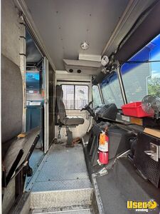 2002 Workhorse All-purpose Food Truck Hot Water Heater New Jersey Diesel Engine for Sale