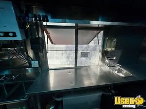 2002 Workhorse All-purpose Food Truck Hot Water Heater New Jersey Diesel Engine for Sale