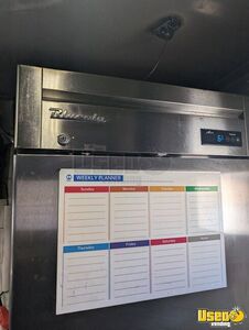 2002 Workhorse All-purpose Food Truck Stainless Steel Wall Covers California for Sale