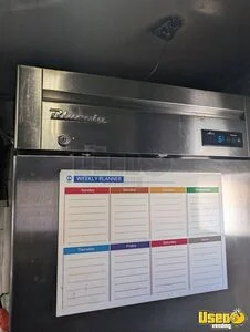 2002 Workhorse All-purpose Food Truck Stainless Steel Wall Covers California for Sale
