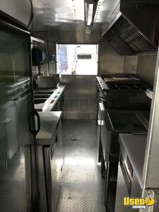 2002 Workhorse All-purpose Food Truck Stainless Steel Wall Covers Connecticut Diesel Engine for Sale