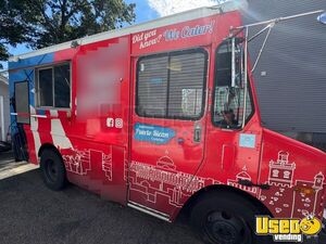 2002 Workhorse All-purpose Food Truck Stainless Steel Wall Covers New Jersey Diesel Engine for Sale