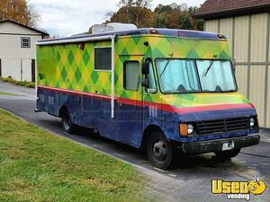 2002 Workhorse All-purpose Food Truck Tennessee Gas Engine for Sale