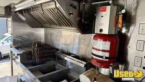 2002 Workhorse All-purpose Food Truck Upright Freezer Kentucky Diesel Engine for Sale