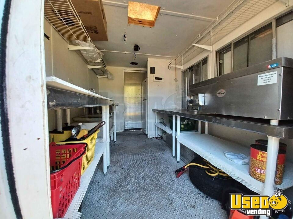 Turnkey BBQ Business 2002 GMC Workhorse Food Truck Reverse Flow BBQ