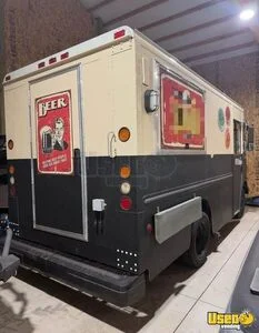 2002 Workhorse Coffee & Beverage Truck Exterior Customer Counter Oregon Diesel Engine for Sale