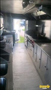 2002 Workhorse Custom All-purpose Food Truck Stovetop Florida Diesel Engine for Sale