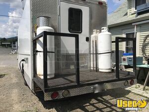 2002 Workhorse Kitchen Food Truck All-purpose Food Truck Awning Maine Gas Engine for Sale