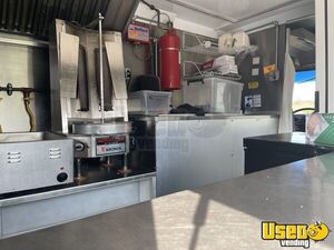 2002 Workhorse P40 All-purpose Food Truck Diamond Plated Aluminum Flooring New York Diesel Engine for Sale