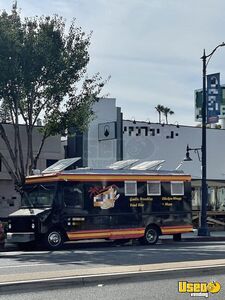 2002 Workhorse P42 All-purpose Food Truck Concession Window California for Sale