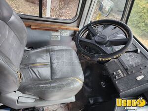 2002 Workhorse P42 All-purpose Food Truck Floor Drains Indiana Gas Engine for Sale