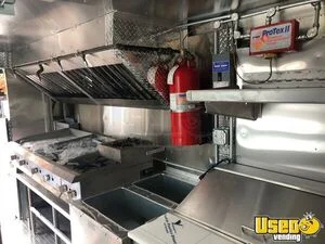 2002 Workhorse P42 New Build Food Truck Upright Freezer Virginia Diesel Engine for Sale