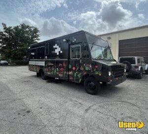 2002 Workhorse Step Van Kitchen Food Truck All-purpose Food Truck Air Conditioning Rhode Island Diesel Engine for Sale