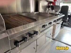 2002 Workhorse Step Van Kitchen Food Truck All-purpose Food Truck Oven Rhode Island Diesel Engine for Sale