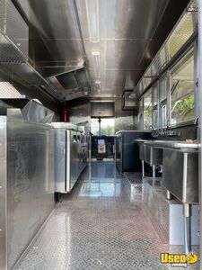 2002 Workhorse Step Van Kitchen Food Truck All-purpose Food Truck Stainless Steel Wall Covers Wyoming Diesel Engine for Sale