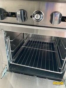 2002 Workhorse Step Van Kitchen Food Truck All-purpose Food Truck Steam Table Rhode Island Diesel Engine for Sale