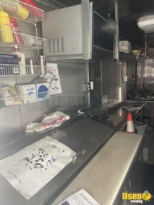 2003 1000 All-purpose Food Truck Diamond Plated Aluminum Flooring Maryland Gas Engine for Sale