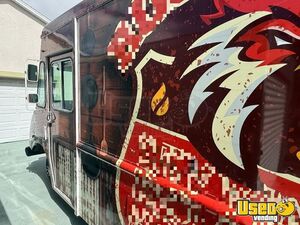 2003 2003 Grumman Workhorse 24 Feet All-purpose Food Truck Air Conditioning Florida Gas Engine for Sale