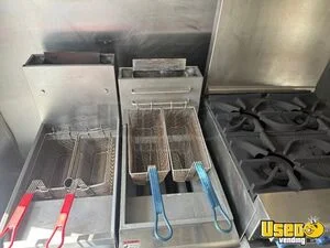 2003 2003 Grumman Workhorse 24 Feet All-purpose Food Truck Stainless Steel Wall Covers Florida Gas Engine for Sale