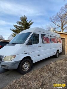 2003 2500 Hc Cargo Van Kitchen Food Truck All-purpose Food Truck Minnesota Diesel Engine for Sale
