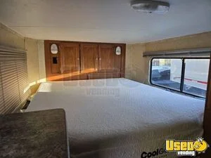 2003 3-horse Lq Trailer Rear Tack Illinois for Sale