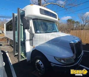 2003 3200 Shuttle Bus Shuttle Bus Air Conditioning New Jersey Diesel Engine for Sale