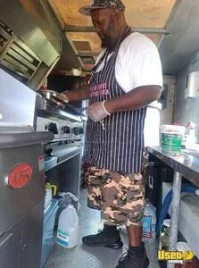 2003 All-purpose Food Truck All-purpose Food Truck Exhaust Hood Pennsylvania Diesel Engine for Sale