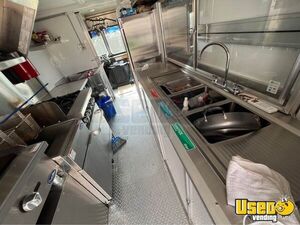 2003 All-purpose Food Truck Diamond Plated Aluminum Flooring Oklahoma Gas Engine for Sale
