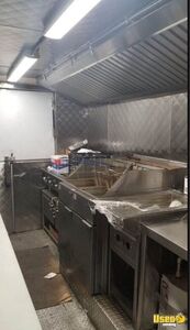 2003 All-purpose Food Truck Diamond Plated Aluminum Flooring Pennsylvania for Sale