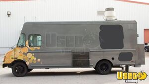 2003 Chevy Workhorse All-purpose Food Truck Texas Gas Engine for Sale