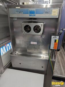 2003 Concession Trailer Ice Cream Trailer Soft Serve Machine Virginia for Sale