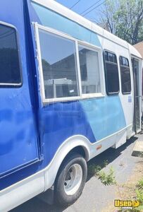 2003 E-450 All-purpose Food Truck Concession Window Michigan Diesel Engine for Sale