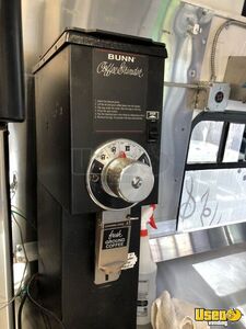 2003 E-450 Coffee Vending Truck Coffee & Beverage Truck Ice Block Maker Washington Diesel Engine for Sale