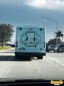 2003 E-450 Diesel Mobile Boutique Insulated Walls Florida Diesel Engine for Sale