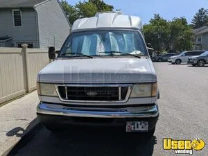 2003 E350 Mobile Hair & Nail Salon Truck Backup Camera Maryland Gas Engine for Sale