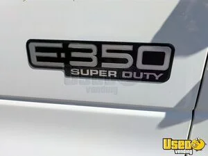 2003 E350 Mobile Hair & Nail Salon Truck Tv/dvd Maryland Gas Engine for Sale