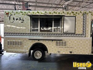 2003 E350 Stepvan All-purpose Food Truck Stainless Steel Wall Covers New York Gas Engine for Sale