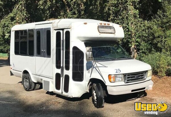 2003 E450 Shuttle Bus California Diesel Engine for Sale